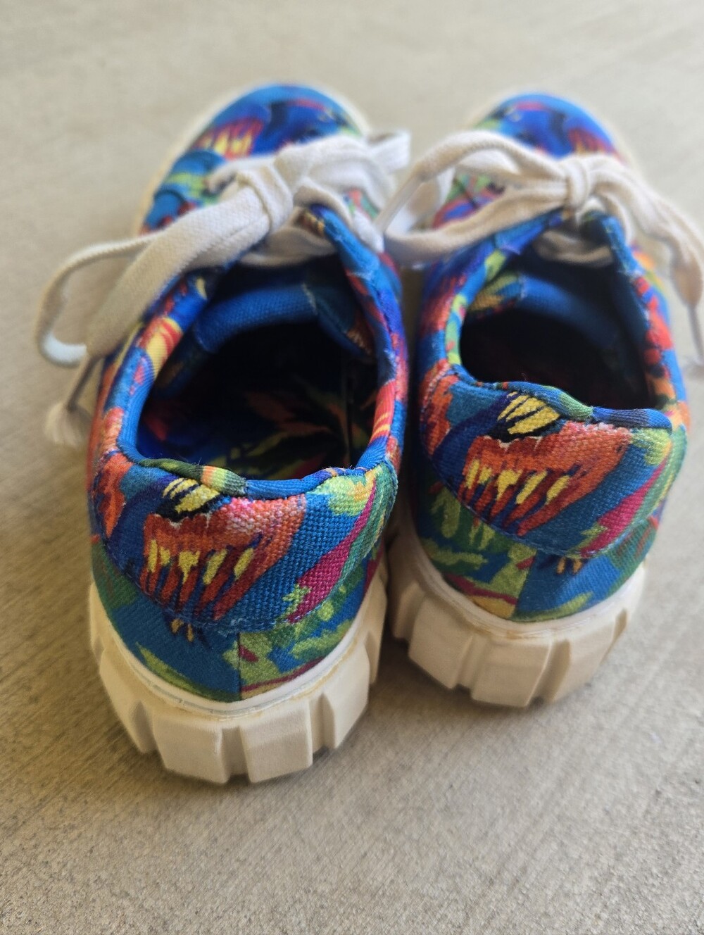 Farm Rio Macaw Platform Sneakers, 7.5 - Picture 7 of 16
